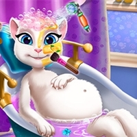 play Pregnant Kitty Spa game